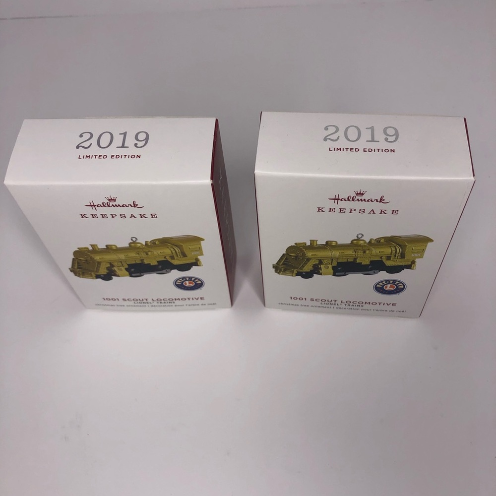 Hallmark train bundle - Picture 2 of 3
